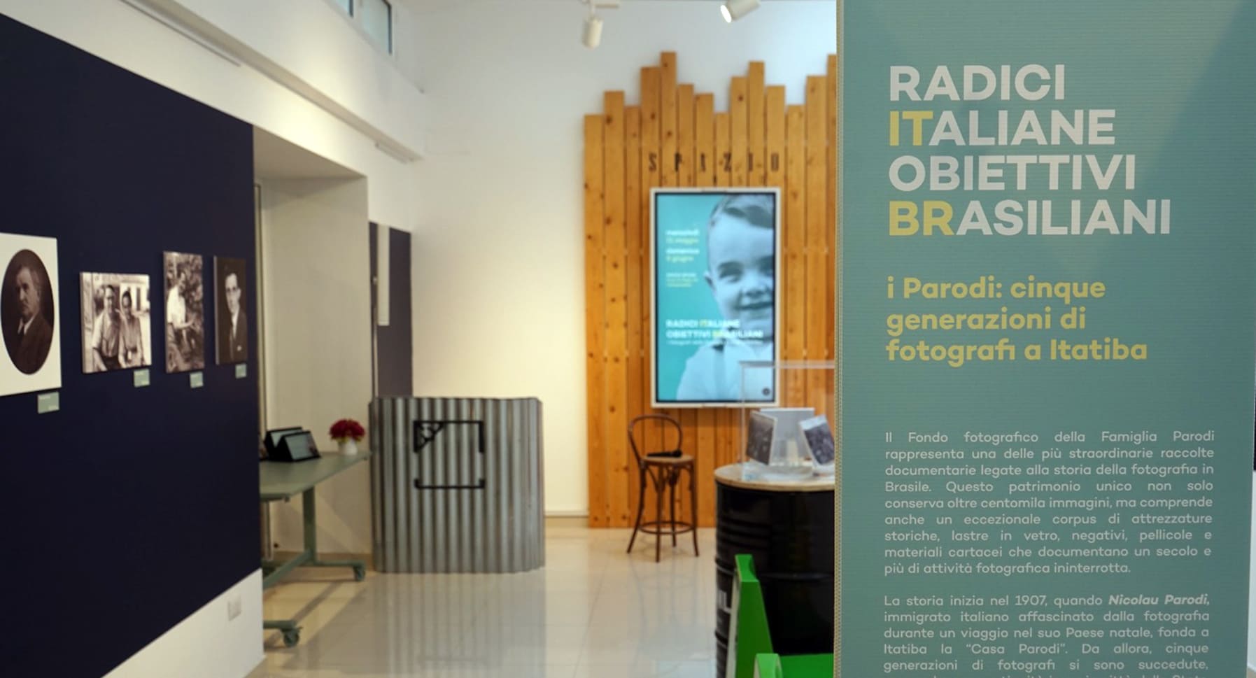 Abertura da Exposição Fotográfica “Raízes Italianas, Objetivos Brasileiros”, no Spazio Sfuso – Campobasso – Molise – Itália