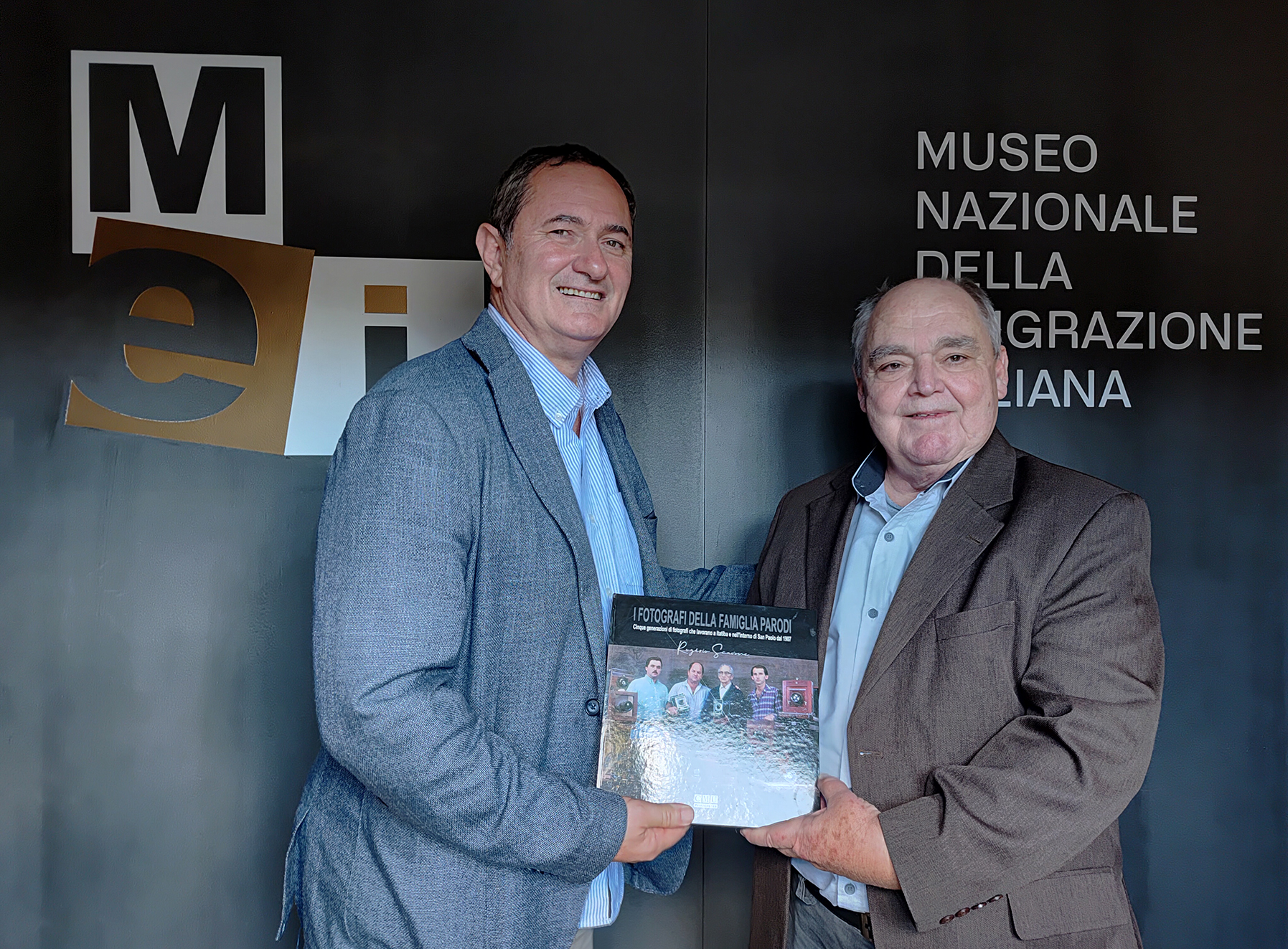 Livro Fotógrafos Parodi é apresentado em Gênova e Campomorone